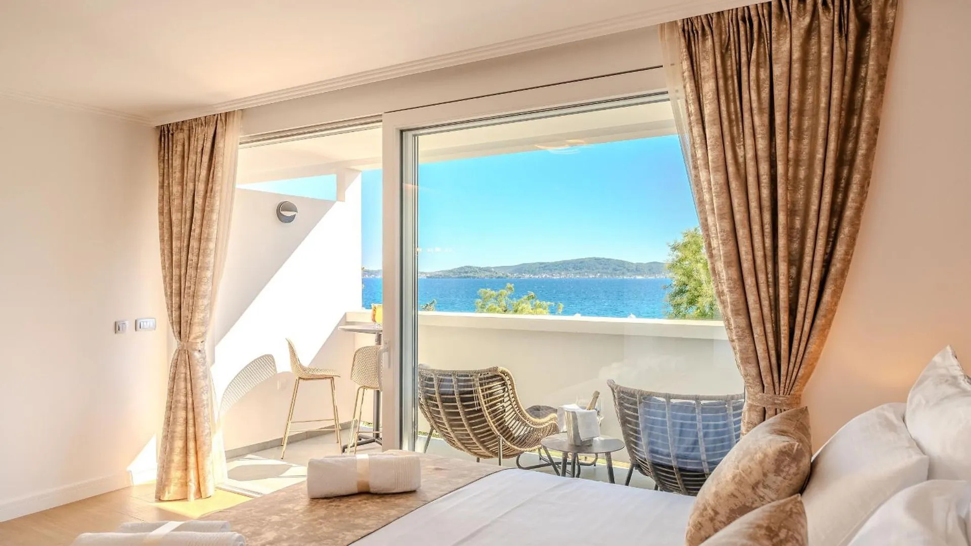 Deluxe Apartment Diadora With Sea View زادار